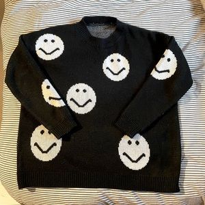 Yllw the Label smiley face sweater